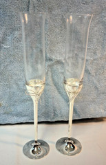 Two Vera Wang Wedgwood Silver Love Knots Bows Toasting Crystal Champagne Flutes