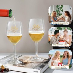Newlyweds,Mr and Mrs Wine Glass Set,Wedding Glasses