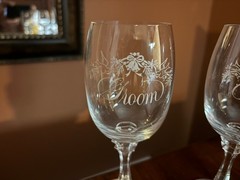 Vintage Bride and Groom Wedding Champagne/Wine Toasting Glasses 1988
