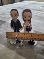 Bride and Groom Cake Topper – Figurine Wedding and Engagement Party Decor