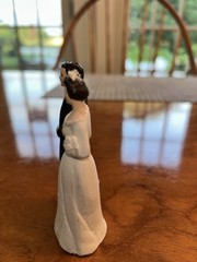 Vintage Chalkware Bride And Groom Wedding Cake Topper Pfiel & Holing 1950s 4 1/8