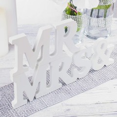 Super Z Outlet White Wooden Mr and Mrs Signs Wedding Present for Party Table Top