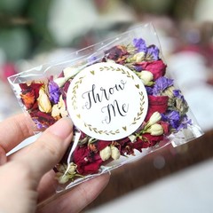 Instagram-Worthy Wedding Flower Petals – 50 Pack Rainbow Mix