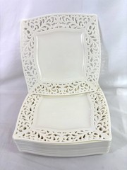 41 Silver Spoon Pierced Edge Plastic Plates Lace Romantic Wedding 10.75” *defect