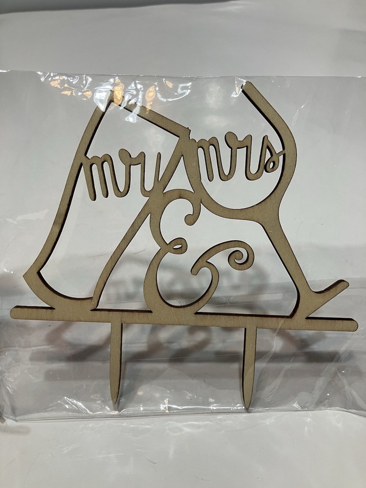 Wedding Cake Toppers Bride and Groom – Mr and Mrs Cake Topper, Wood New