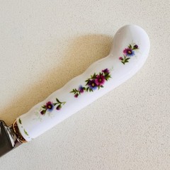 Royal Albert September Flower Cake Knife – Floral Handle, English Bone China