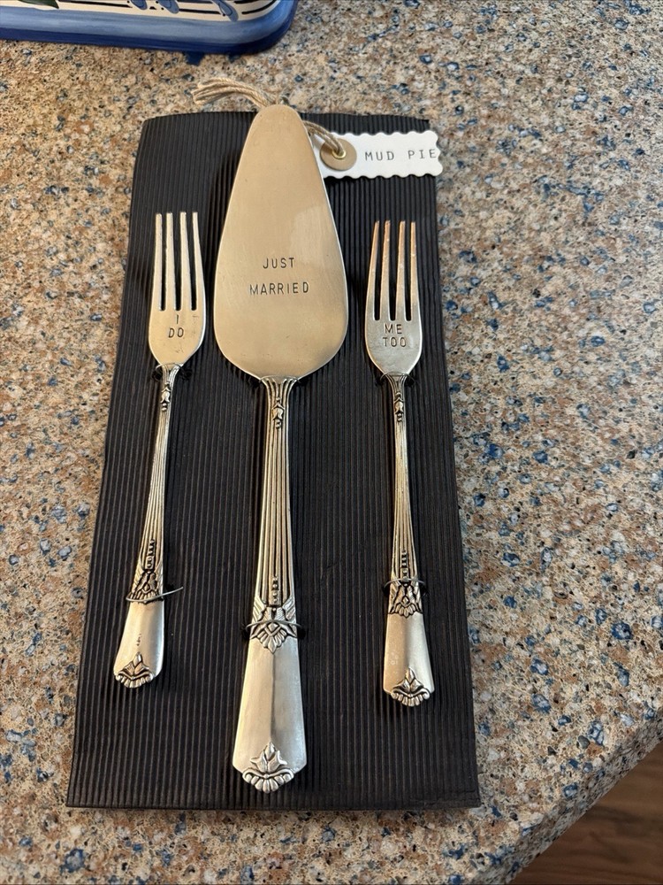 Mud Pie ‘Just Married’ Wedding Cake Server Set (3 Pieces)