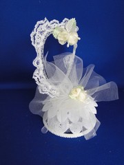 New Vintage Wilton Petite «Dainty Charm» white Wedding Cake Top, 106-931