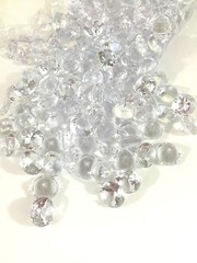4Lb Crystal Acrylic Diamond Vase Gems or Table Scatters (Medium 2cm, Clear)
