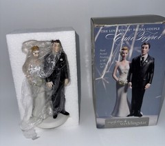 Love Pinch Caucasian Couple Funny Wedding Cake Topper