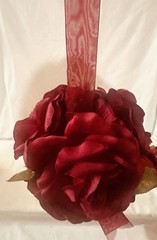 16 pc Artificial Rose Pomander/Wedding Décor / Ribbon, Burgundy/Gold w/Pew Clips