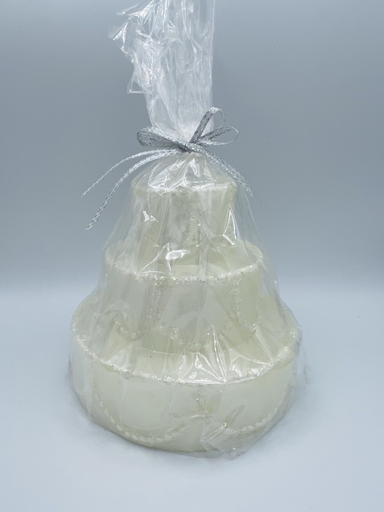 Crate & Barrel Wedding Cake Candle – Never Used
