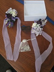 Ling’s moment 2pcs Prom Wrist/Shoulder Corsage Artificial Flower, Girl/Mother…