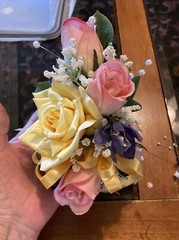 Womens corsages (Lot of 2)
