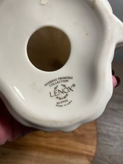 Lenox USA Wedding Promises Collection Bride Groom Cake Topper 7″ Bone China