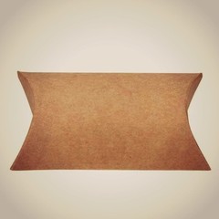 25 Qty Kraft Paper Pillow favor Box Wedding Party Favour Gift Candy Small Boxes