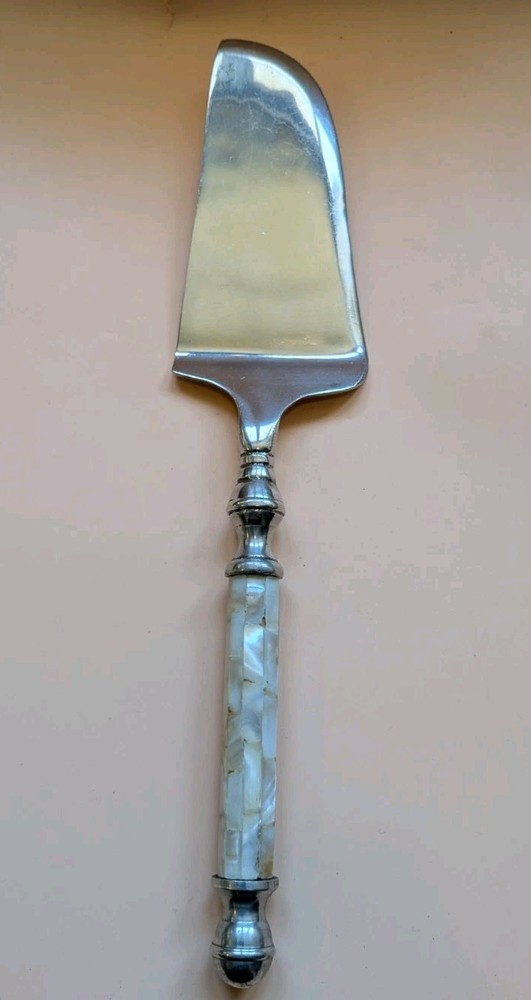 Vintage Mother Of Pearl Beach Cottage Wedding Cake Pie Server Spatula