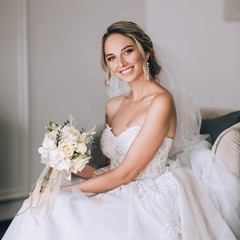 Elegant White Champagne Artificial Rose Wedding Bouquets for Bride & Bridesmaid