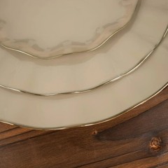 10 TAUPE 6″ Round PLASTIC Salad Dinner PLATES Gold Wavy Rim Wedding Party