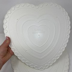 5 Wilton 14″, 10″, 8″ Heart Cake Separator Plates Scalloped Decorator Preferred
