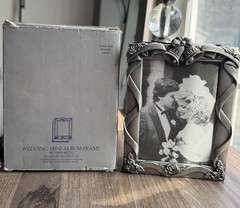 Vintage Royal Limited «Silver» Mini Wedding Album. New In Box