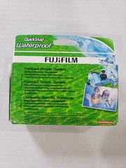 FUJiFILM QuickSnap Waterproof 800 35mm 27 Exp Disposable Camera Date: 10-2025