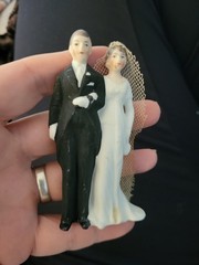 Vtg bisque wedding cake topper bride W/ veil & groom made from 1940s 50s 3.5″