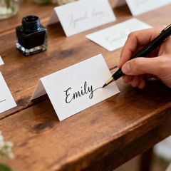150 Pcs 2 * 3.5 Inch White s for Wedding, Tent Style Blank Table Cards for Buffe