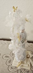 Porcelain Wedding Bride & Groom VTG Topper w/Floral Decor & Rings. Hong Kong