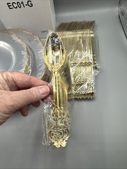 180pcs Tablesetting Clear Plastic Plates with Gold Trim Setting for 30 Guests