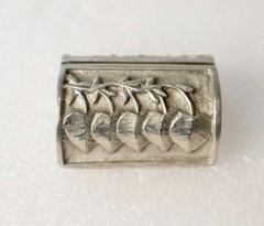 Vilmain & Klinger V+K Small Pewter Place Card Holder