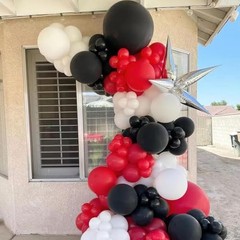 Red and Black Balloons,132pcs Red Black and White Red White & Black(132pcs)