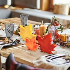 Whaline 3 Pcs Fall Leaves Wooden Signs Retro Maple Leaves Table Centerpieces