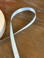 Vintage 3/8″ Ribbon Blue Mist Gold Edge Double Face 100% Polyester 100 Yards