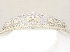 Used-v.g. SWAN SWAROVSKI PRINCESS PEARLS TIARA 1503308 – Wedding – Bridal – Prom