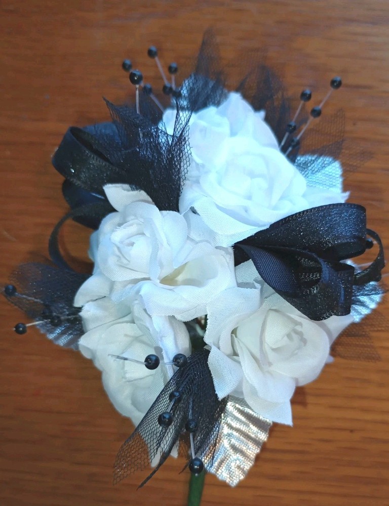 NEW 5″ Artificial White Rose Wrist Corsage Black Pearls, Tulle, Silver Leaves