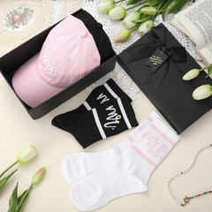 Eurzom 5 Pcs Mr and Mrs Gifts Embroidered Baseball Caps Mr and Mrs Crew Socks…