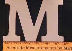 «MR & MRS» HAND MADE – STANDUP WOOD SIGN – PAINTABLE – EUC!*!