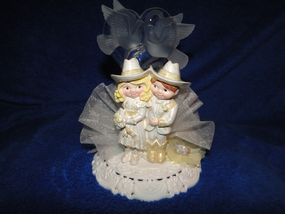 New Western Cowgirl Cowboy Couple Wedding Cake topper with Kissing Doves