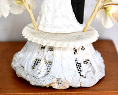 Vintage 1950’s CHALKWARE WEDDING CAKE Topper Arch Brunette Handpainted with Veil
