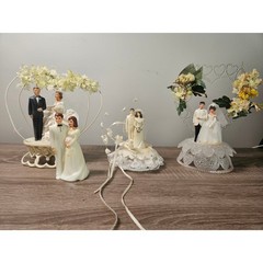 Vintage Wedding Cake Topper Lot 4pc Wilton Bride Groom Retro Lace Floral 1993