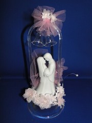 New Vintage Wilton «Rhapsody» Wedding Cake Top, white porcelain, pink 117-305