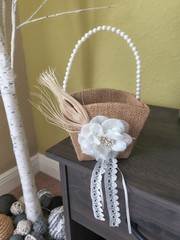 JUTE FLORAL BASKET Flower Girl Wedding Faux Pearl Handle Lace Feather EUC