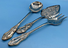 Stainless Steel Salad & Pie/Cake 3 PC Server Set – Nice Pattern & Heavy Duty-VTG