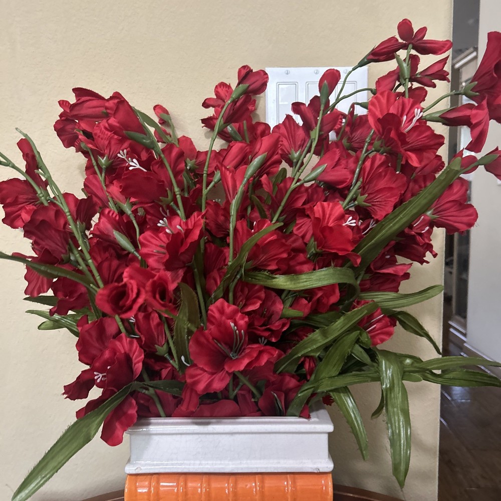 12 Gladiolus Artificial Faux Flowers Fake Red short Stems Free Ship Gently Used