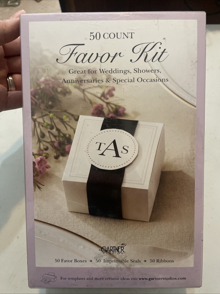 Gartner Studios FAVOR BOX KIT – 50 count – Ivory / Black NIB Sealed