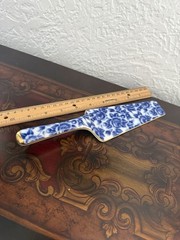 VTG Royal Danube Porcelain Cake & Pie Server Blue Rose Design Serving Utensil