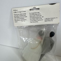 Vintage Wilton Wedding Cake Decorations Toppers Hearts Trims NOS Mixed Lot