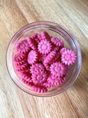 Azalea Pink (32g) Sunflower Shaped Sealing Wax Beads
