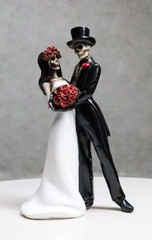 Ebros Day Of The Dead Wedding Dance Skeleton 6.25″H 4.25″Wide, Multi Colored
